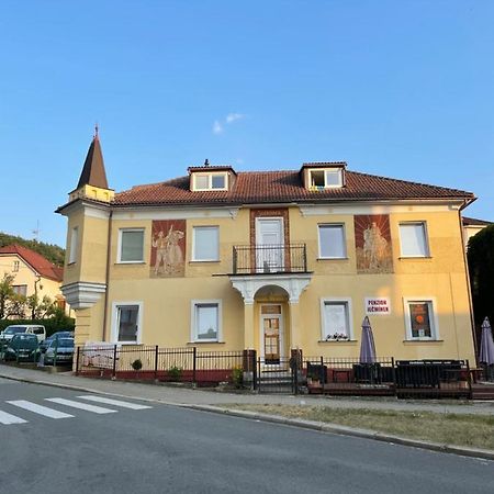 Penzion Jecminek Luhacovice Bagian luar foto
