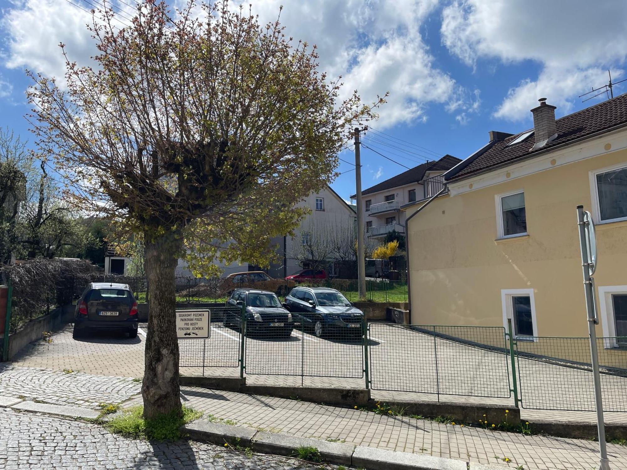 Penzion Jecminek Luhacovice Bagian luar foto